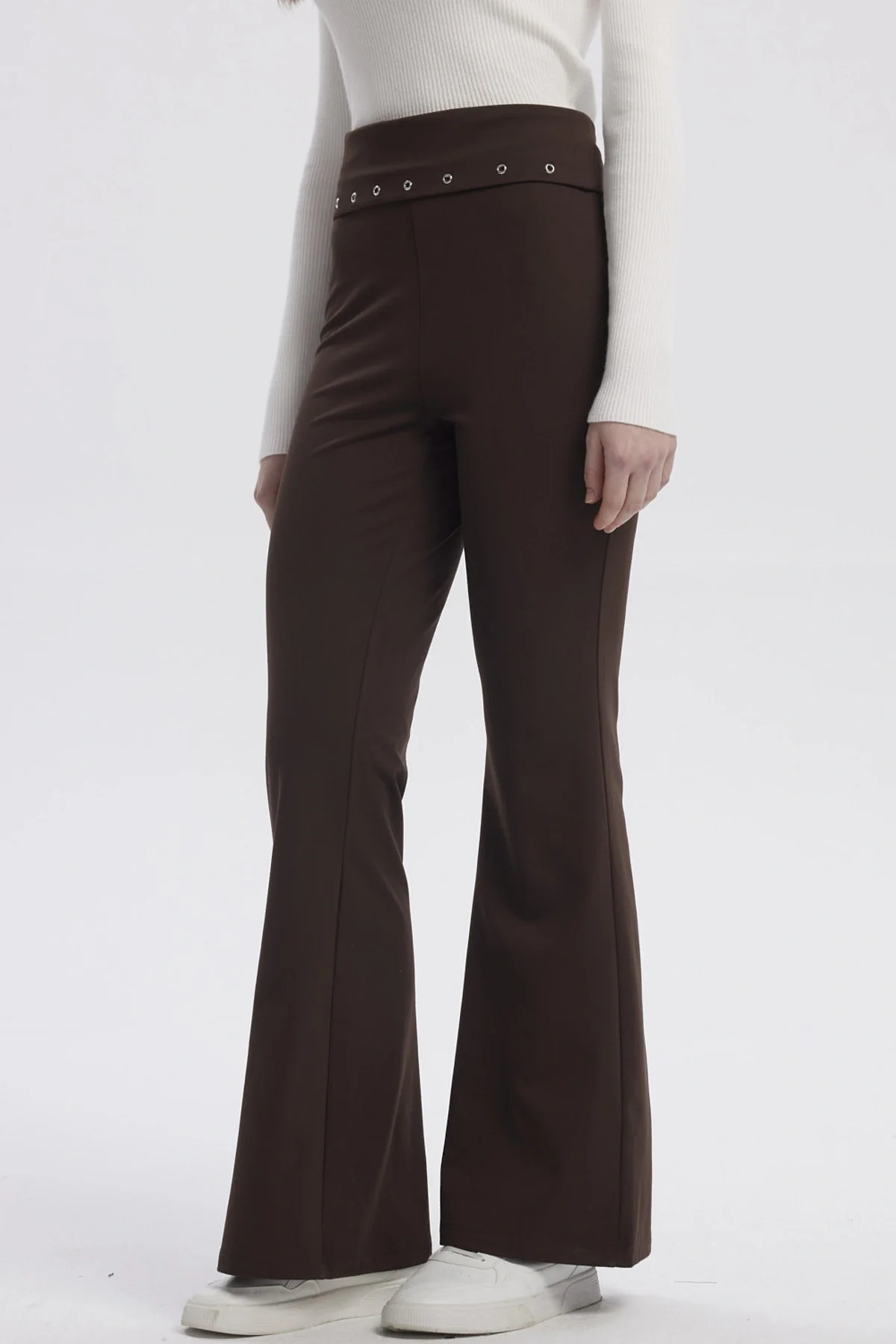 Pantalón Mujer Flare Café Oscuro - Image 2