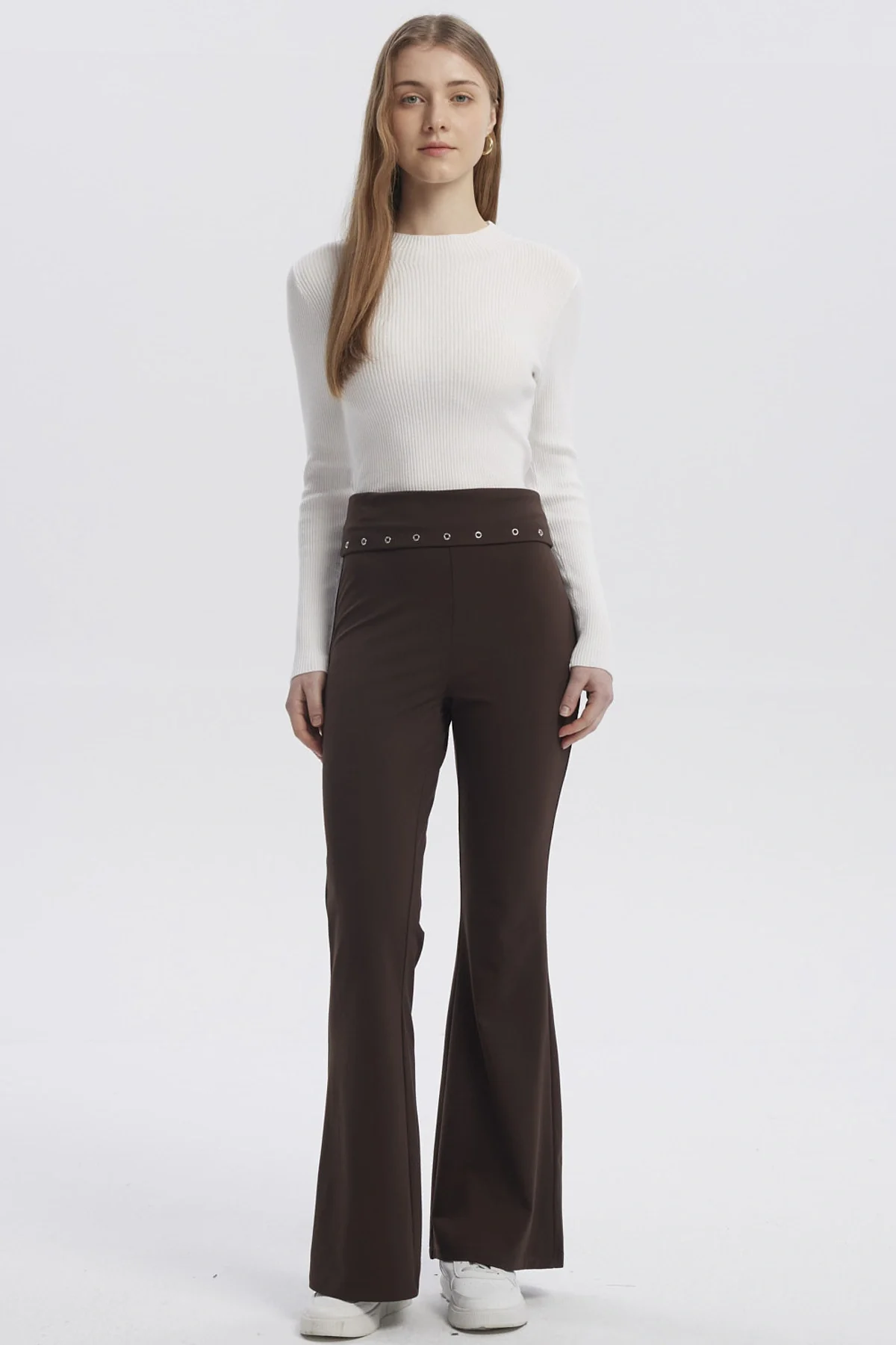 Pantalón Mujer Flare Café Oscuro - Image 4