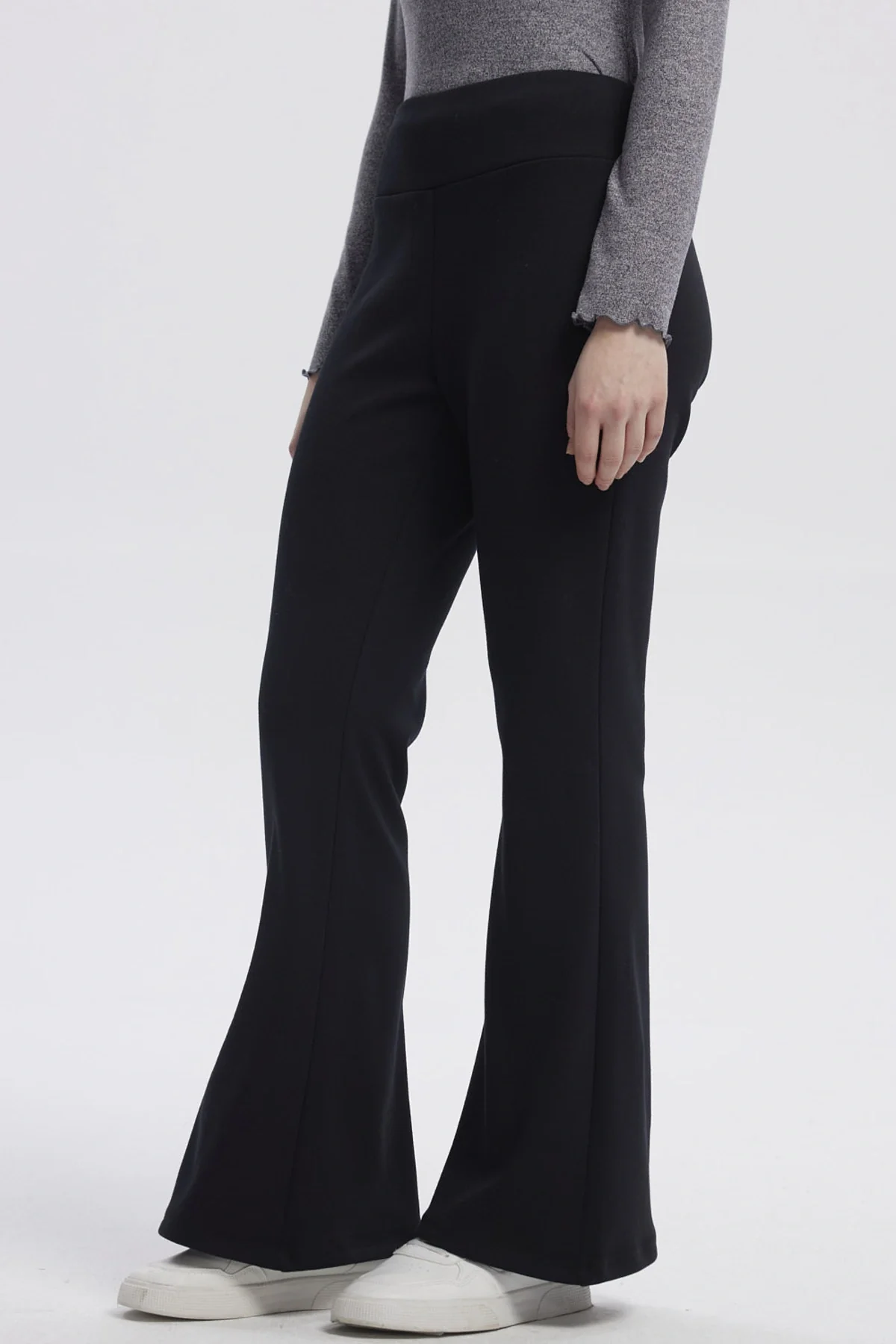 Pantalón Mujer Flare Cotelón Negro - Image 2
