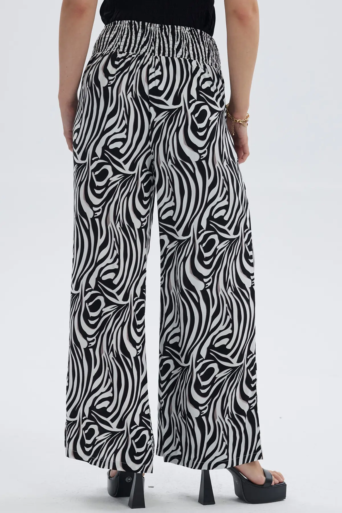 Pantalón Mujer Lazo Con Argolla Negro / Blanco - Image 3