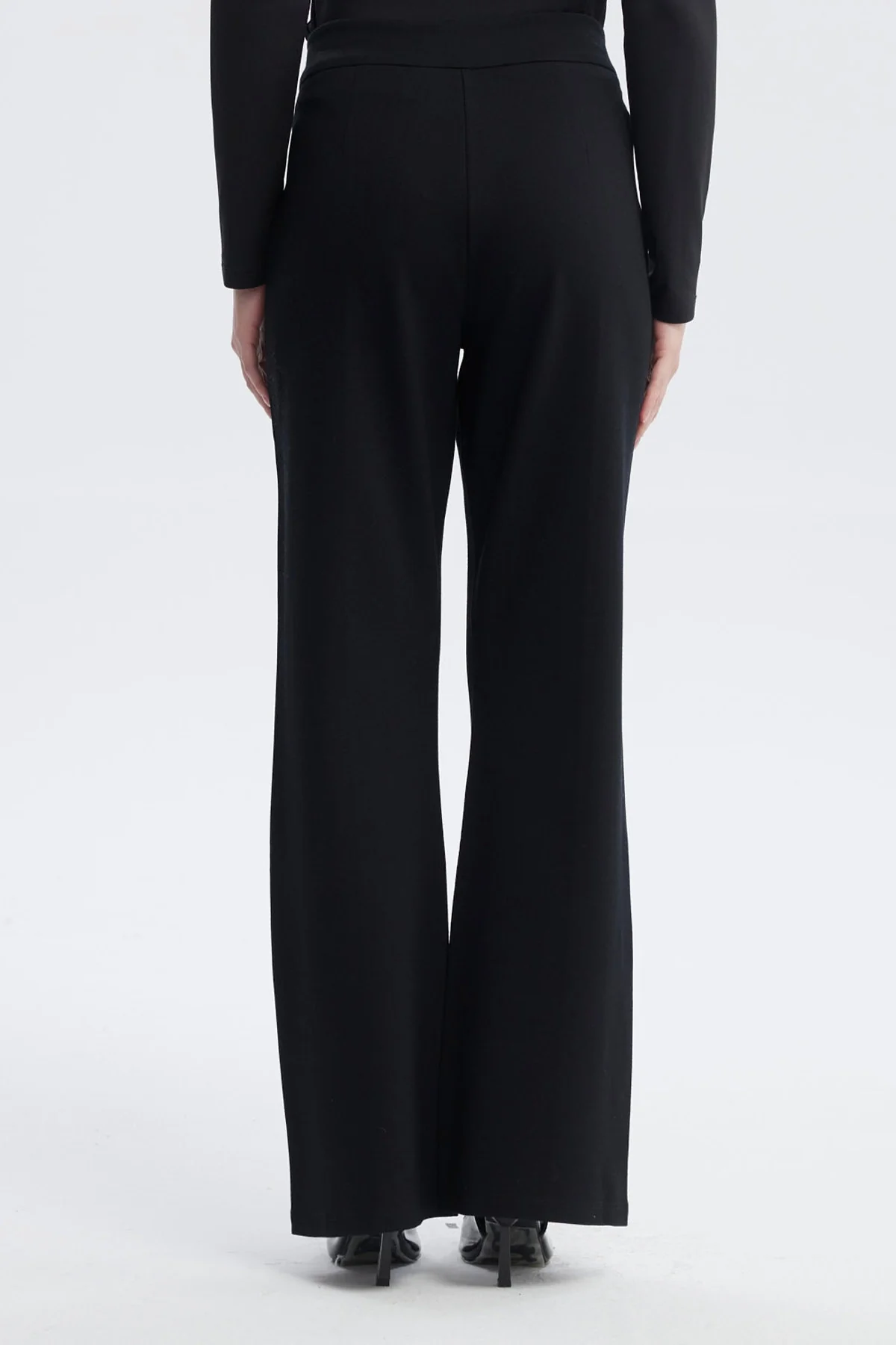 Pantalón Mujer Leve Flare Negro - Image 3