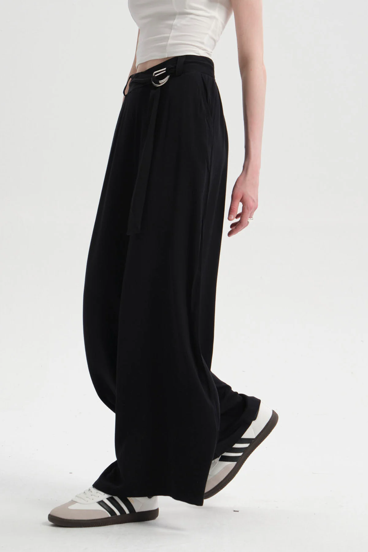 Pantalón Mujer Palazzo Cinturón Negro - Image 2