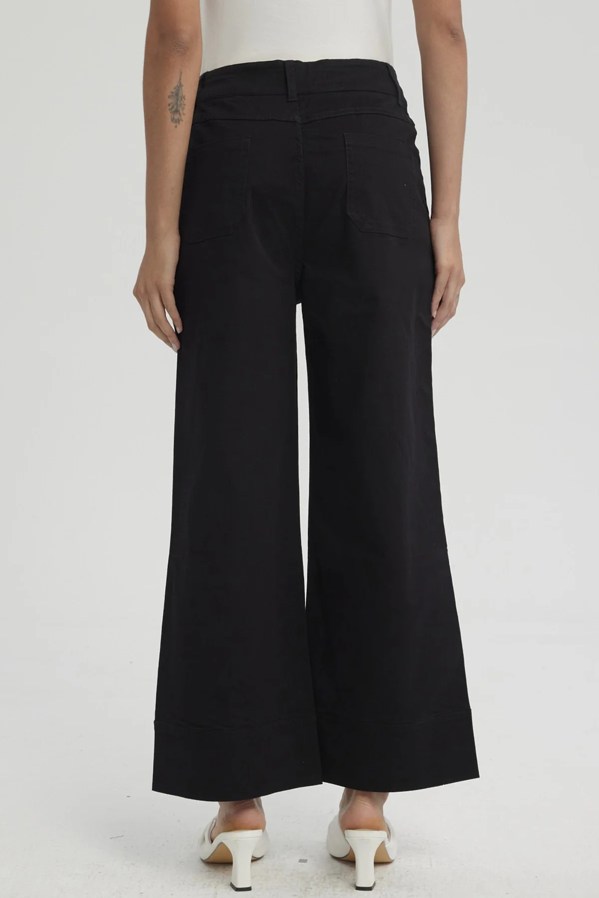 Pantalón Mujer Pliegues Delanteros Negro - Image 3