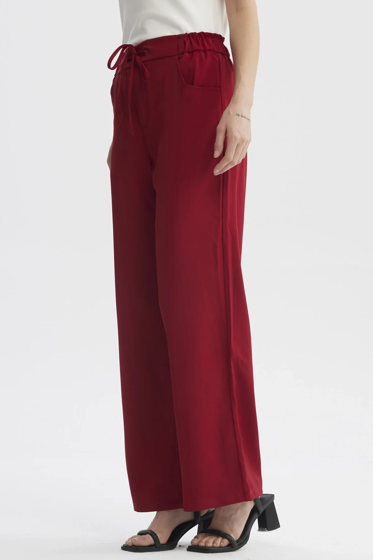 Pantalón Mujer Pretina Con Cordón Rojo Oscuro - Image 2