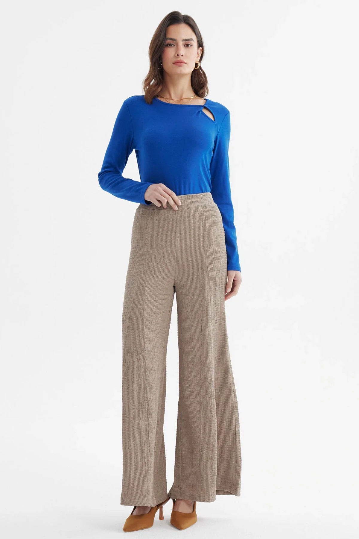 Pantalón Mujer Wide Leg Beige - Image 4