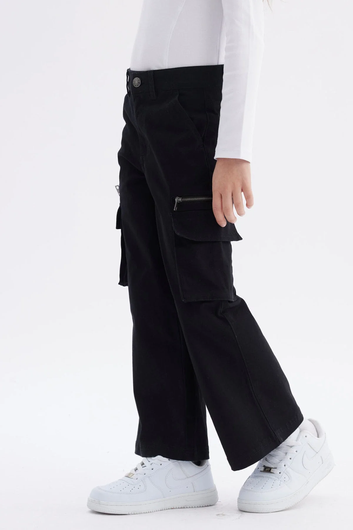 Pantalón Niña Cargo Con Cierre Negro - Image 2