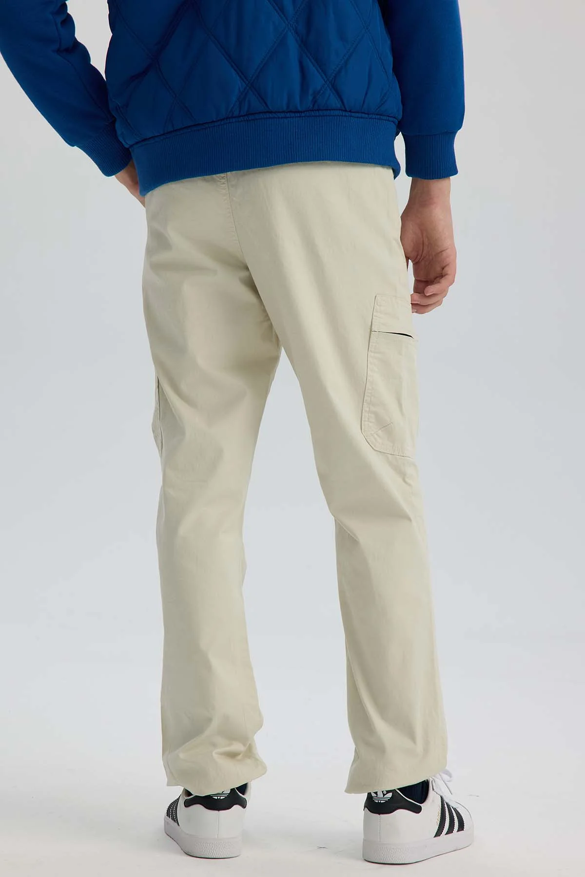 Pantalón Niño Gabardina Cargo Crudo - Image 3