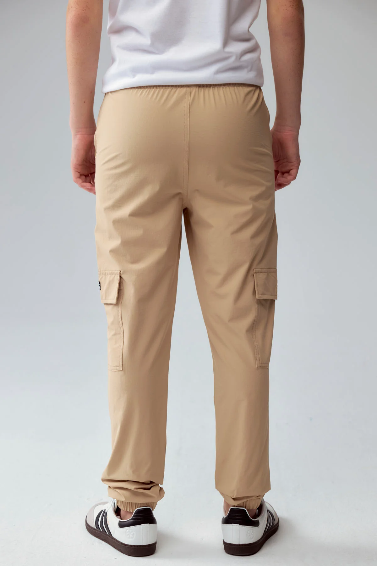 Pantalón Niño Jogger Camel - Image 3