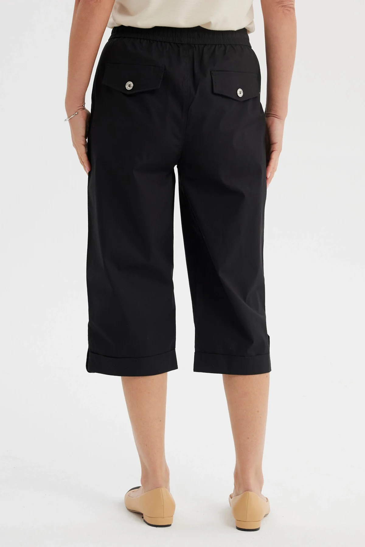 Pantalón Pescador Mujer Con Cortes Y Aperturas Negro - Image 3