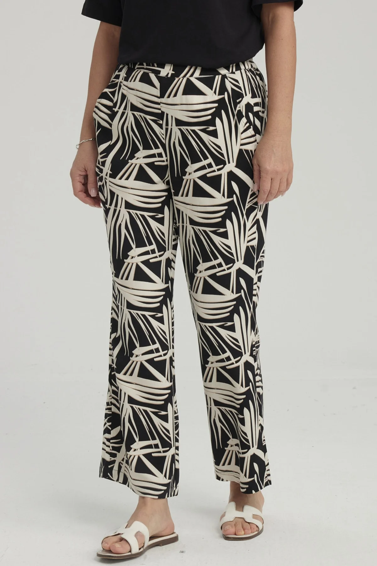 Pantalón Pescador Mujer Print Negro - Image 2