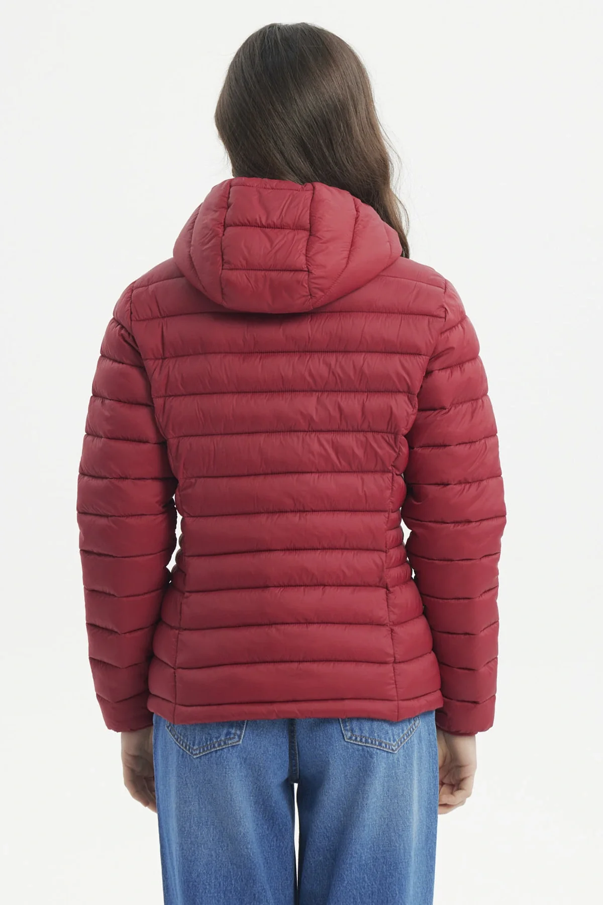 Parka Mujer Corta Plummy Cortes Burdeo - Image 3