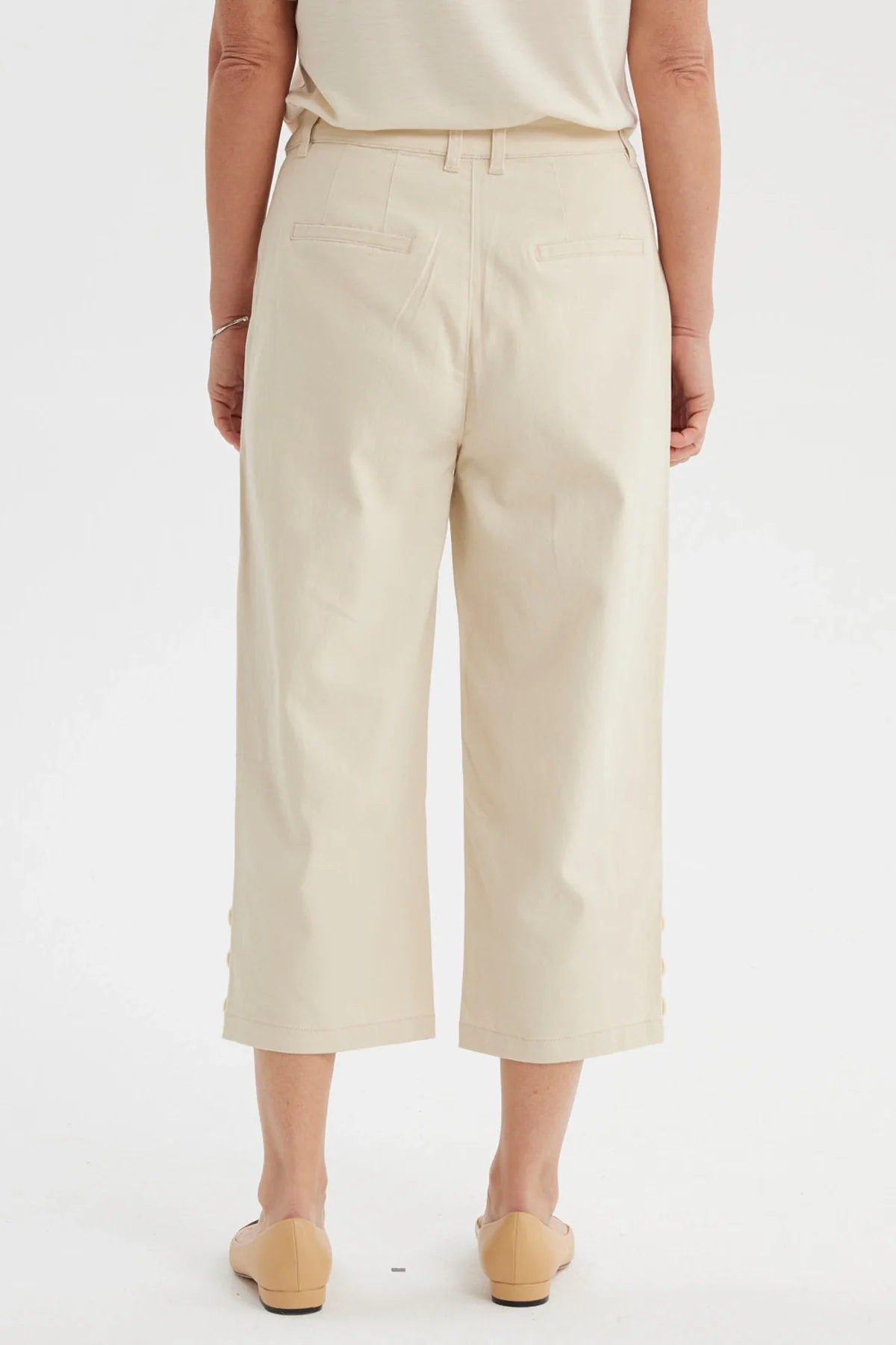Pescador Mujer Detalle Pretina Beige Claro - Image 3