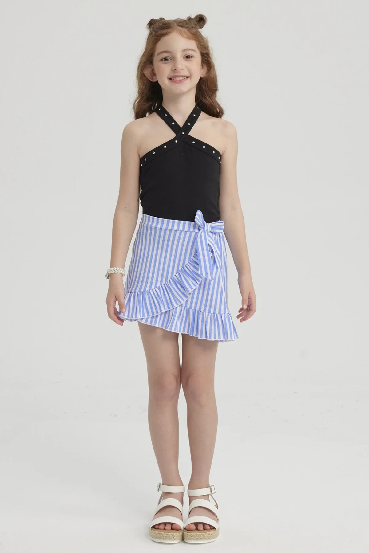 Peto Niña Cuello Cruzado Tachas Negro - Image 4