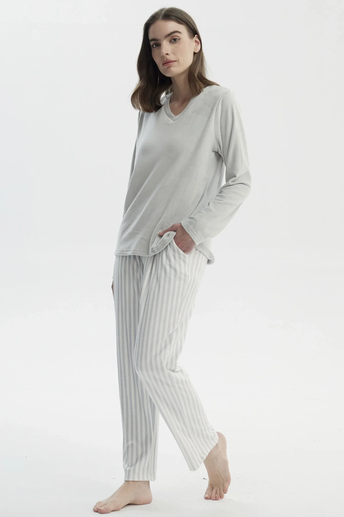 Pijama Mujer Polera Y Pantalón Gris - Image 4