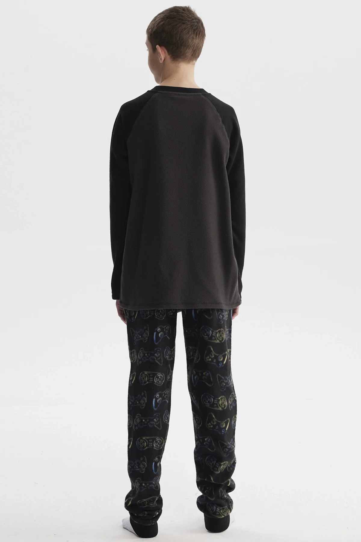 Pijama Niño Polera Y Pantalón Negro - Image 2