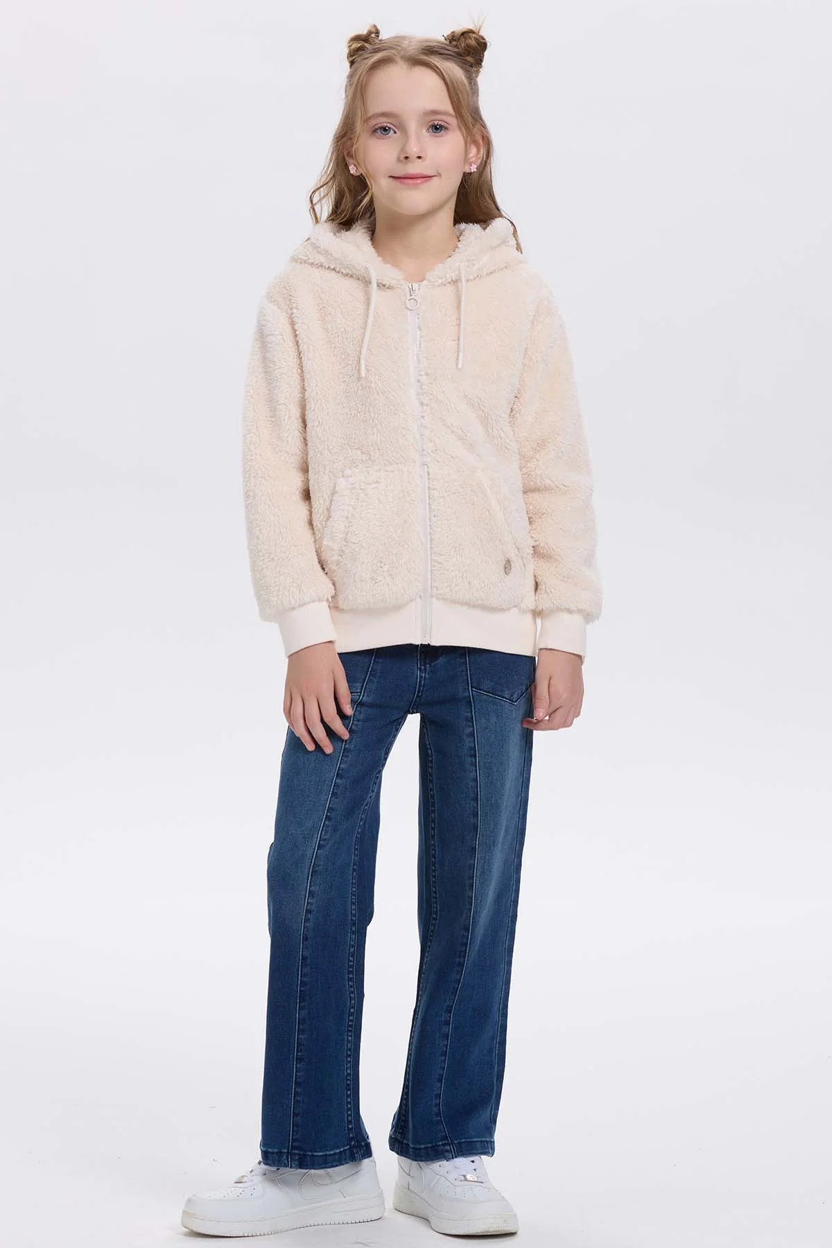 Polar Niña Peludo Beige - Image 4