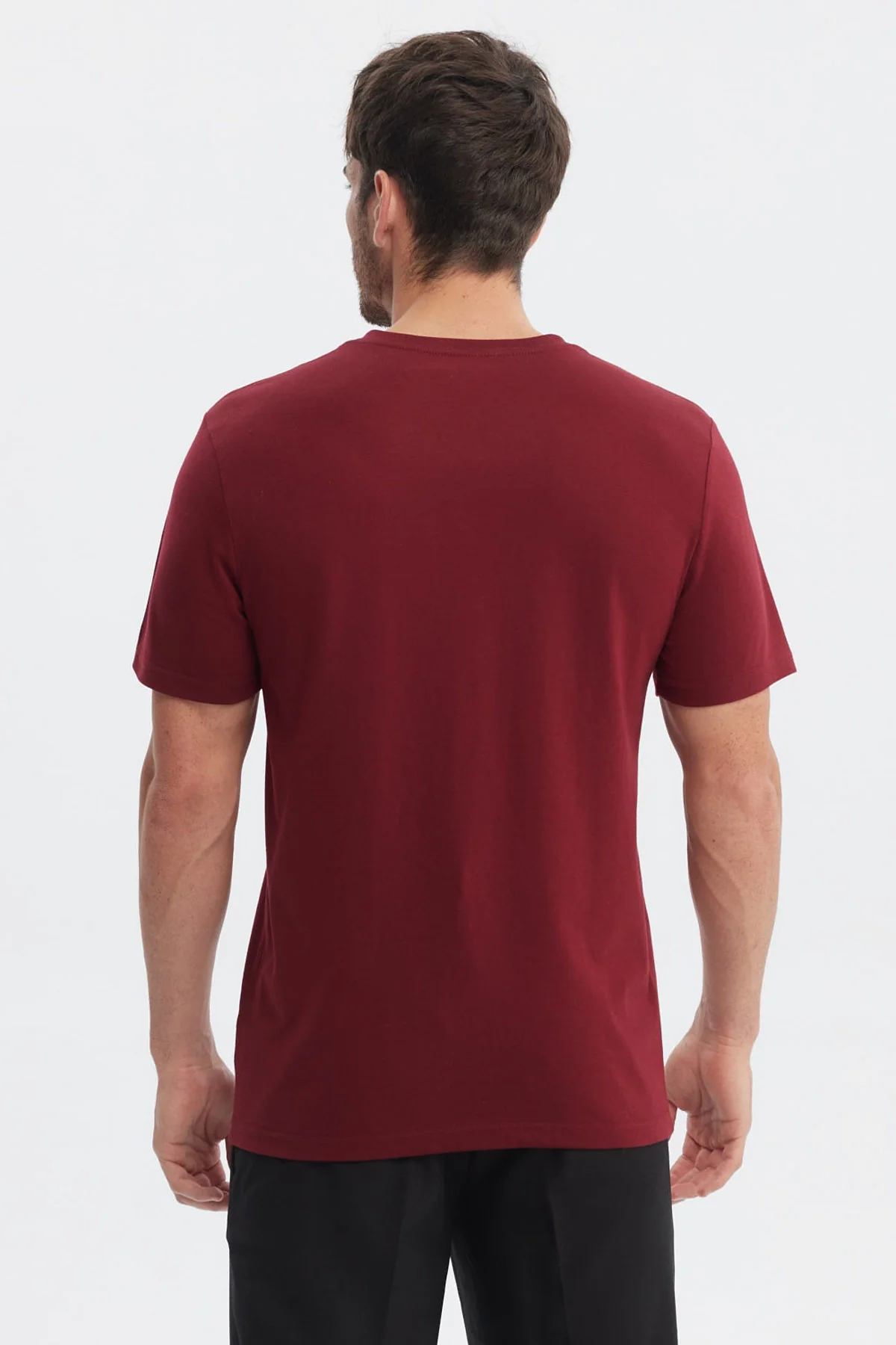 Polera Hombre Básica Burdeo - Image 3