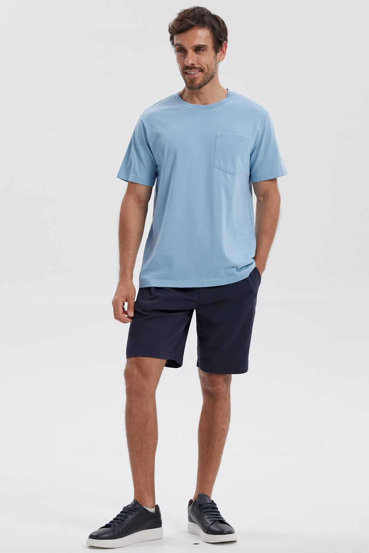Polera Hombre Básica Con Bolsillo Celeste Claro - Image 4