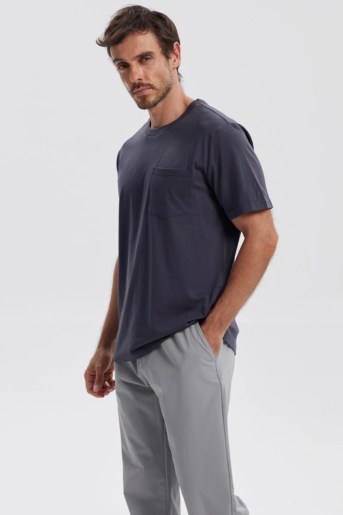 Polera Hombre Básica Con Bolsillo Marengo - Image 2