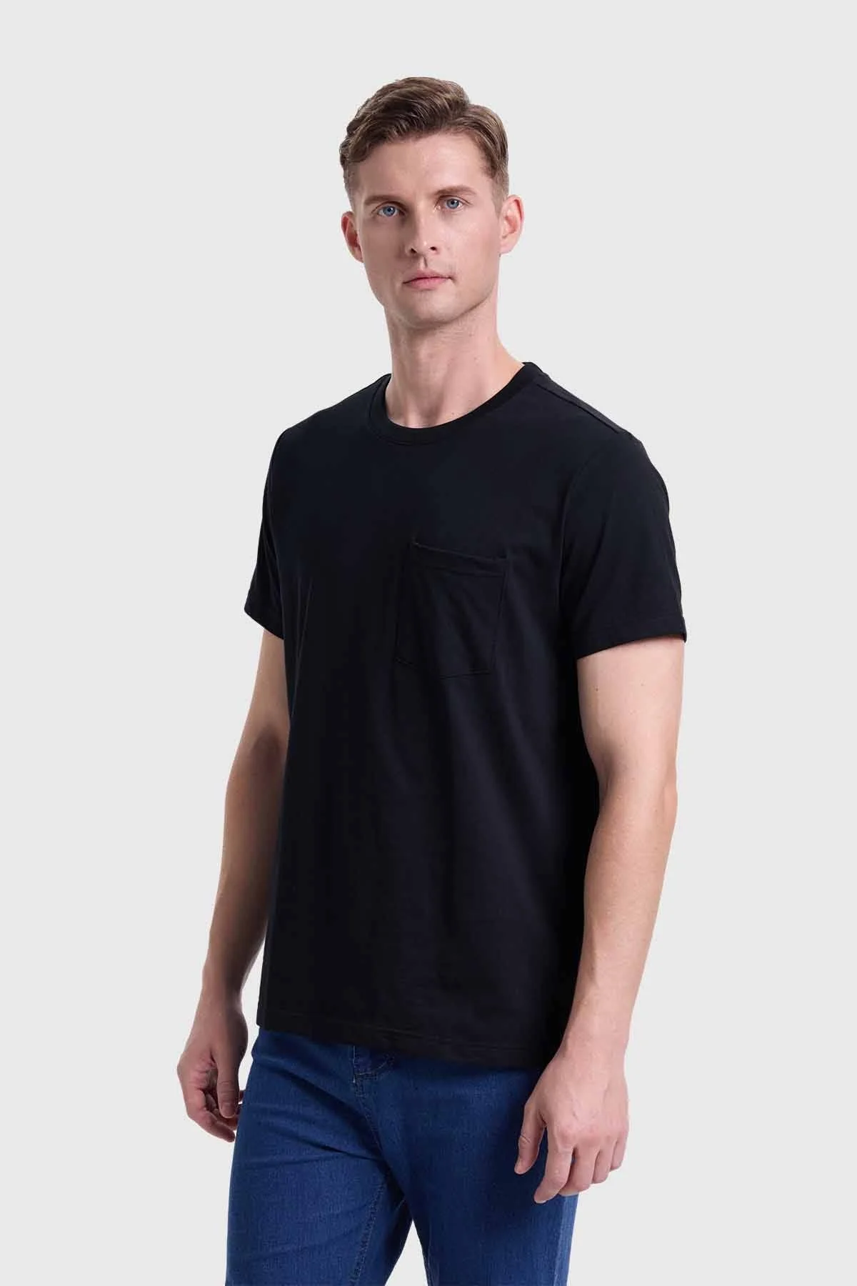 Polera Hombre Básica Con Bolsillo Negro - Image 2