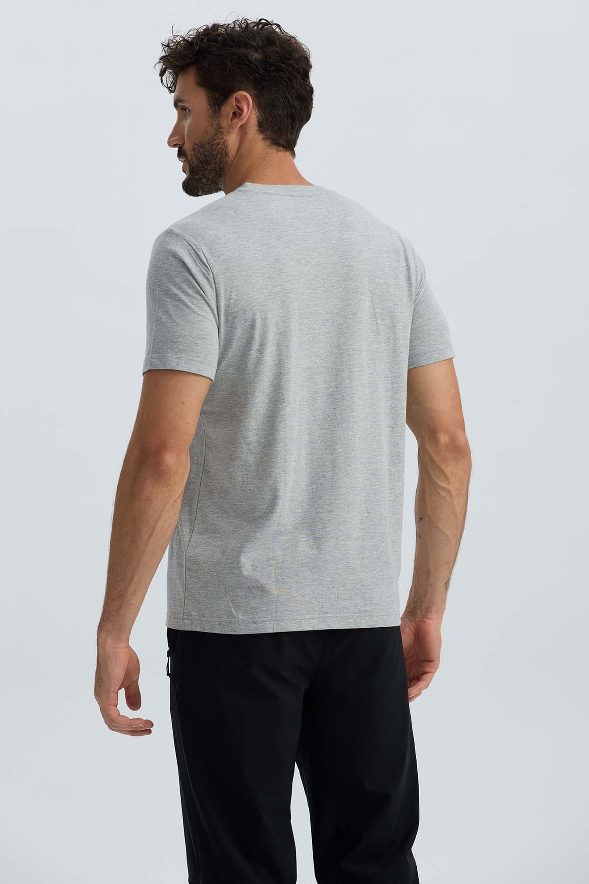 Polera Hombre Básica Gris Melange - Image 3