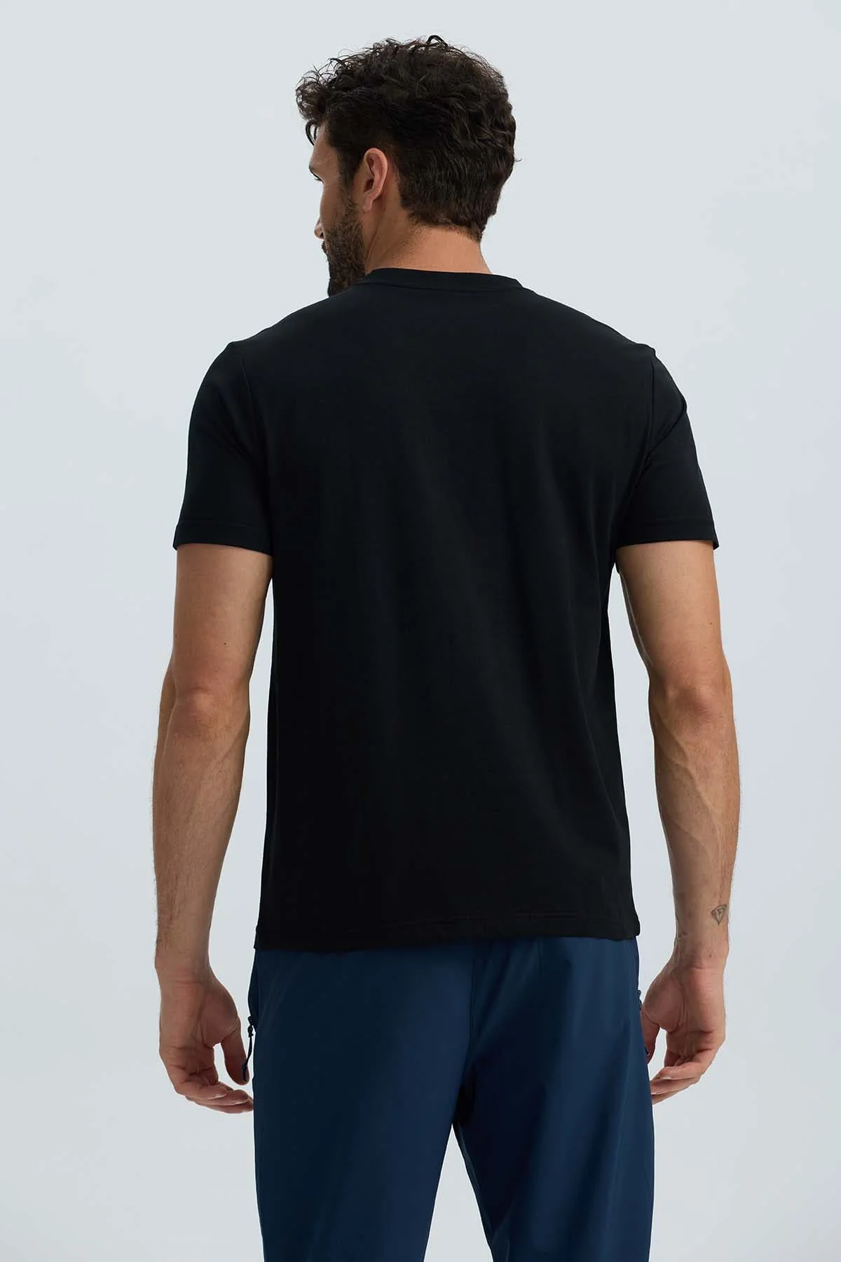 Polera Hombre Básica Negro - Image 3