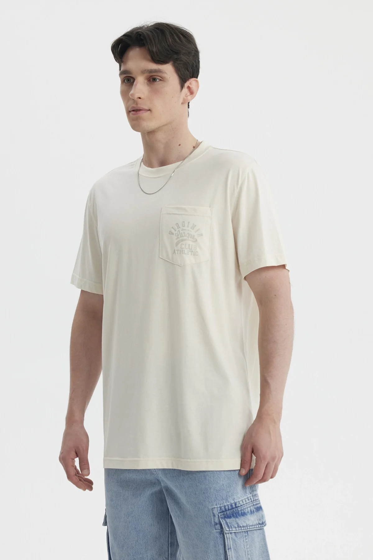 Polera Hombre Con Bolsillo Print Beige Claro - Image 2