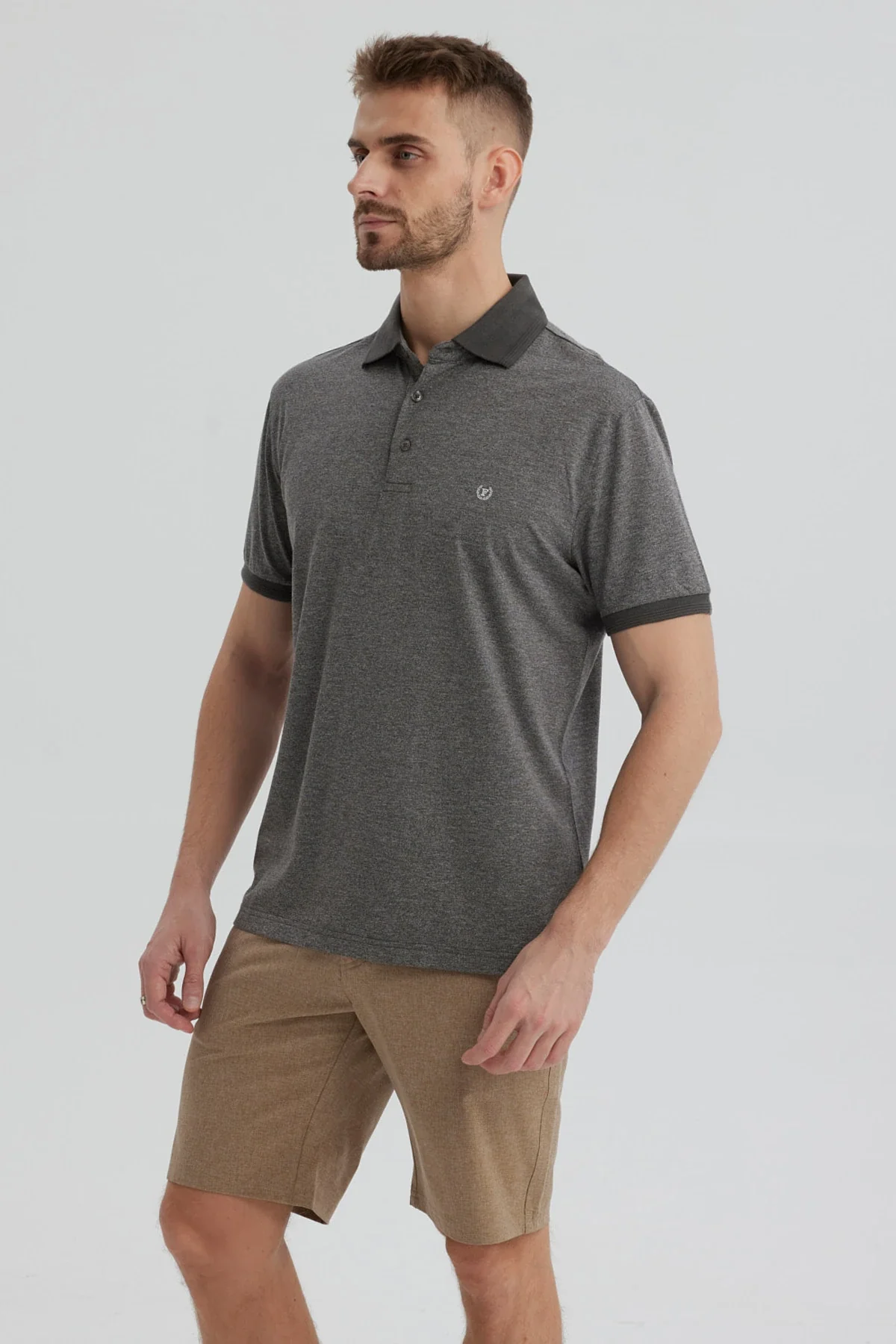 Polera Hombre Con Contraste Gris - Image 2