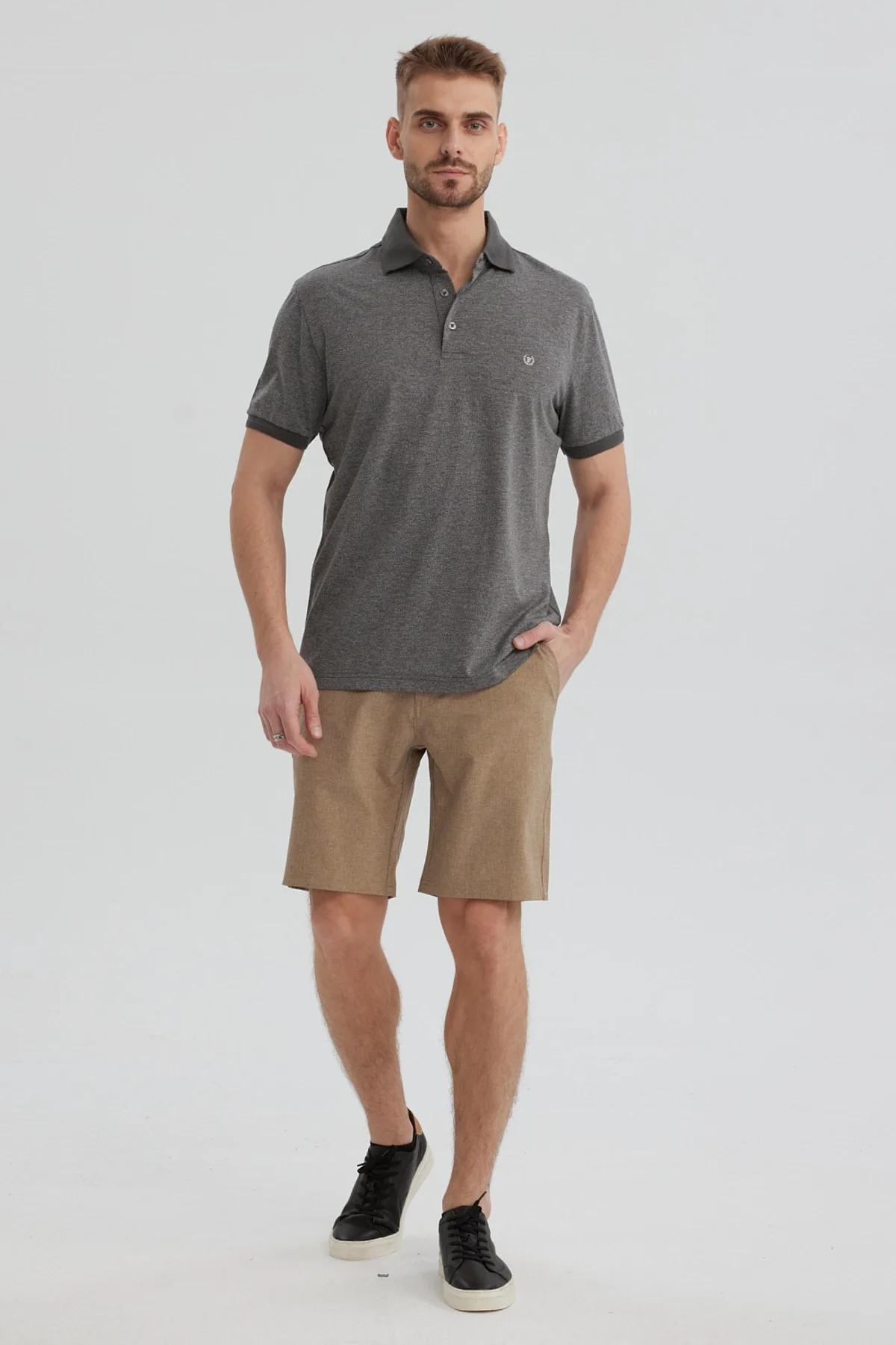 Polera Hombre Con Contraste Gris - Image 4
