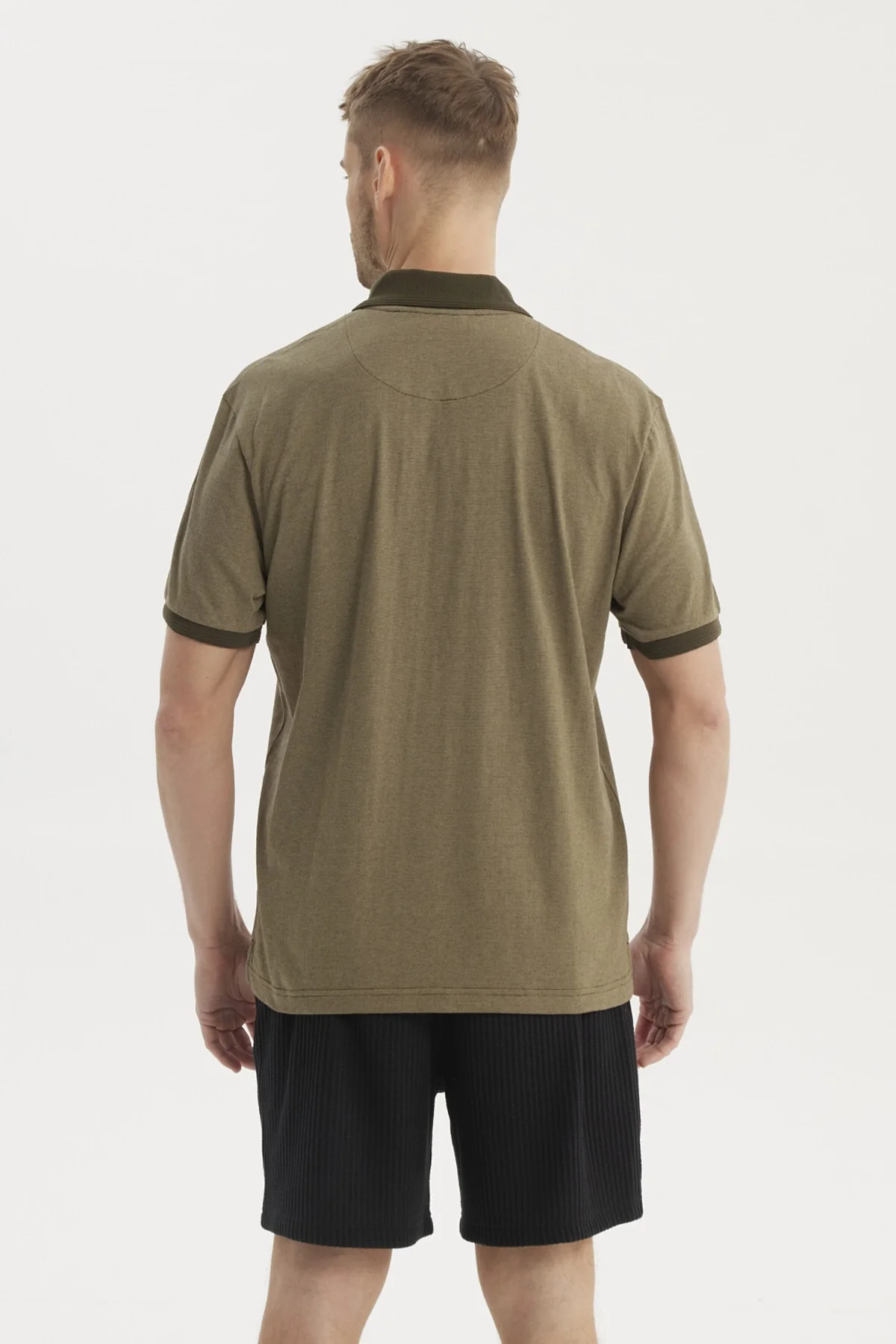 Polera Hombre Cuello Polo Jacquard Verde Oliva - Image 3