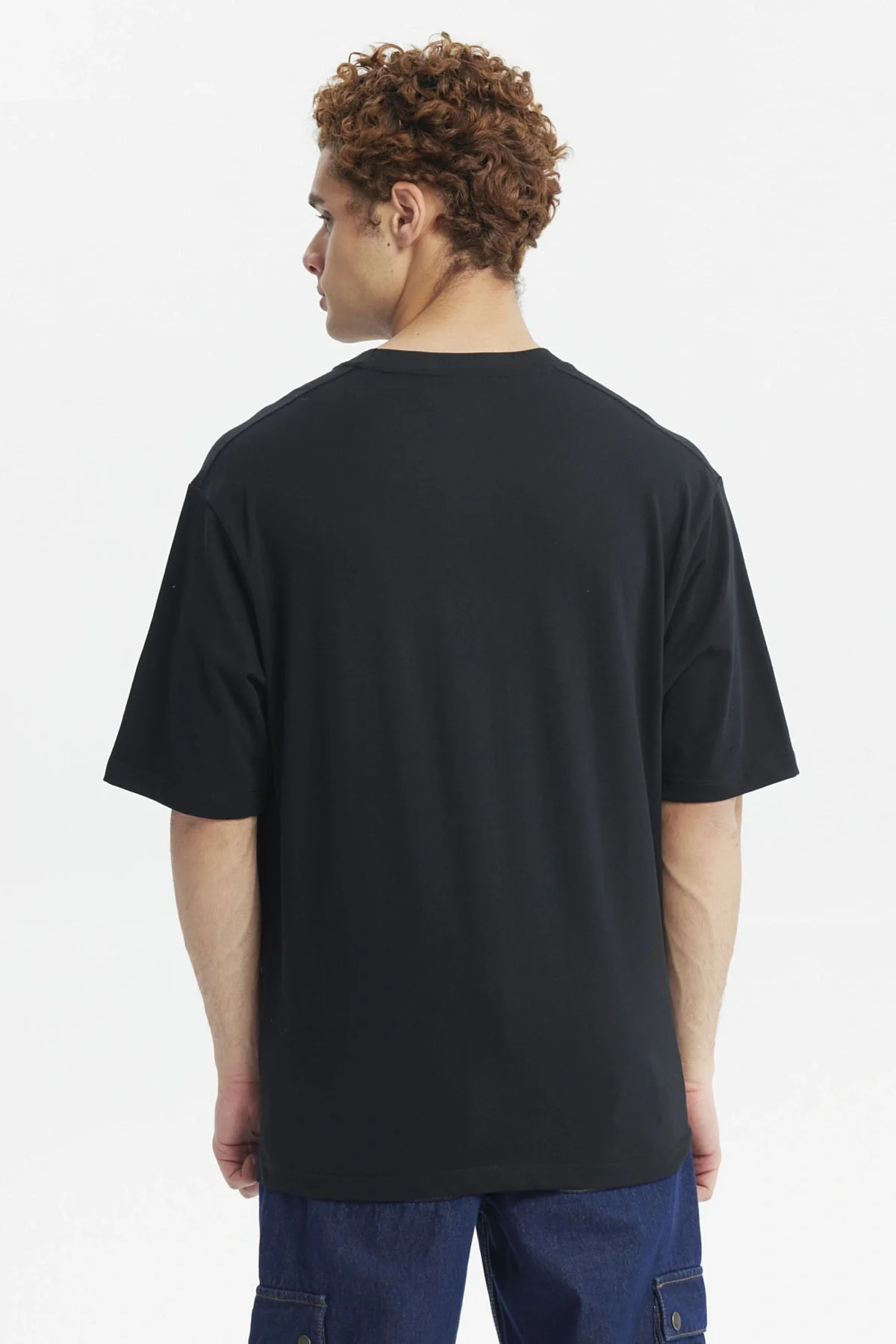 Polera Hombre Label Pecho Negro - Image 3
