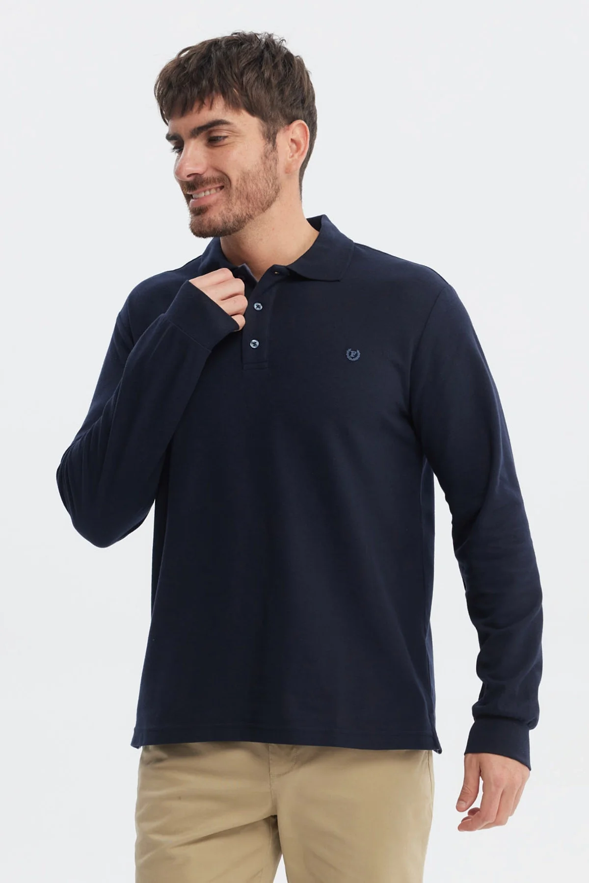 Polera Hombre Lisa Borbada Con Botones Azul Marino - Image 2