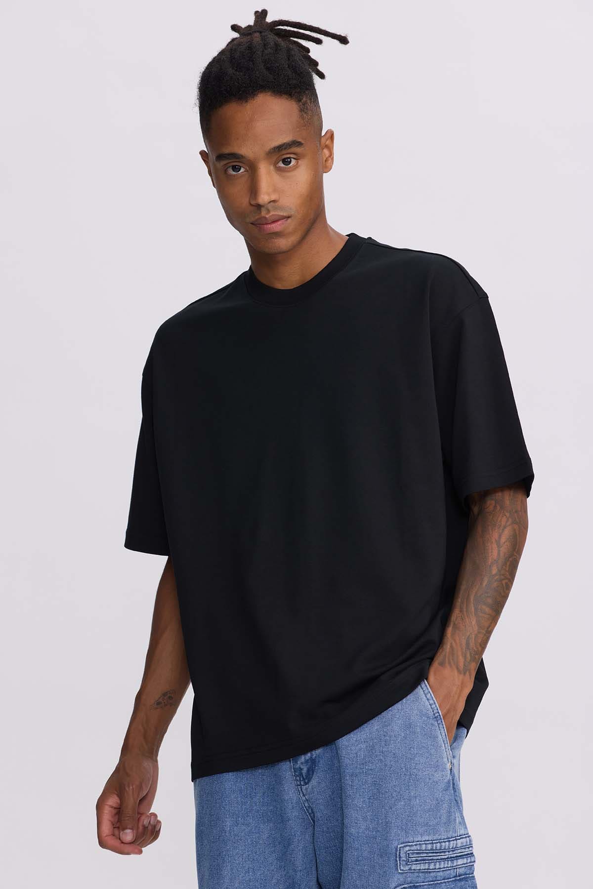 Polera Hombre Loose Fit Negro - Image 2