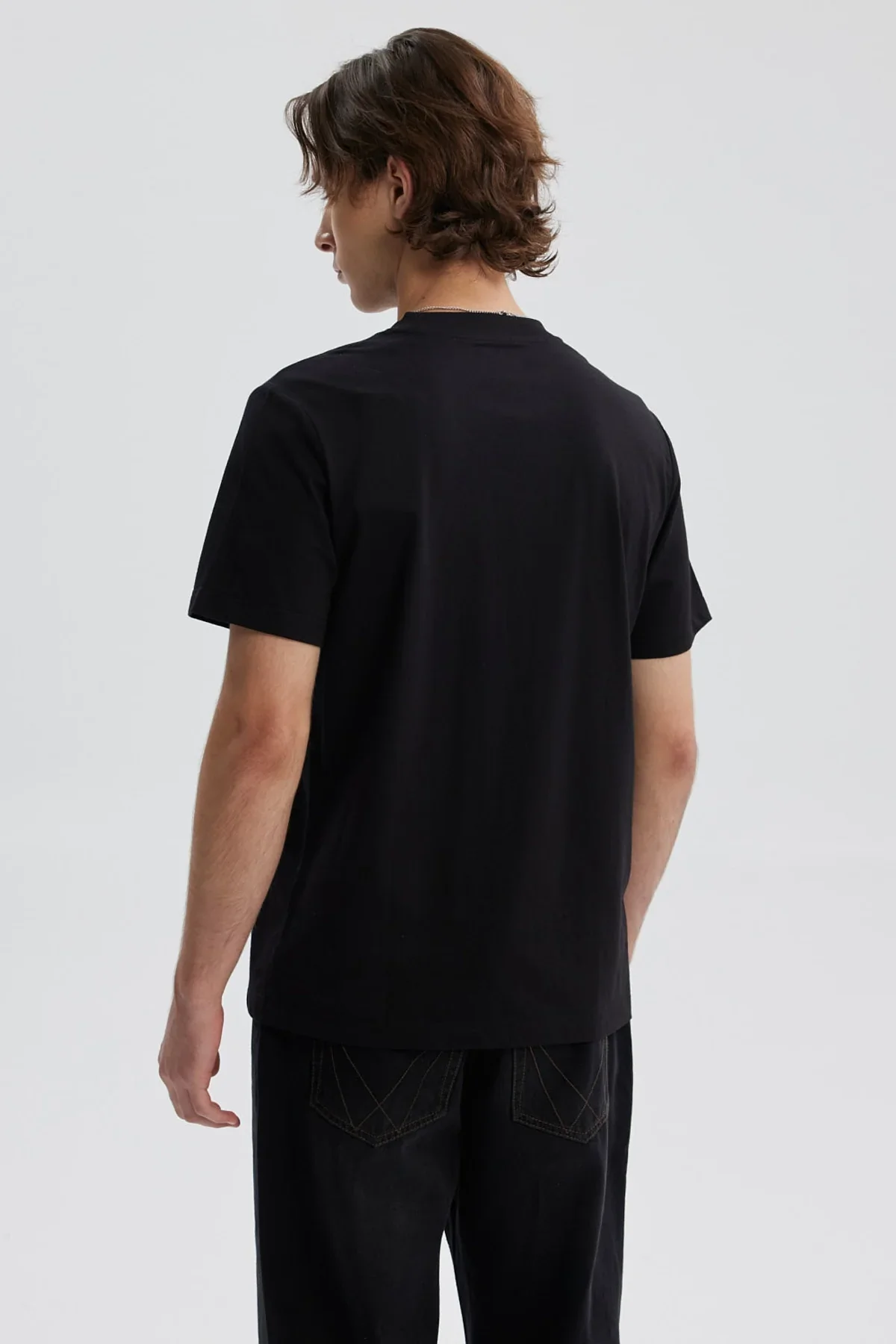 Polera Hombre One Piece Negro - Image 3