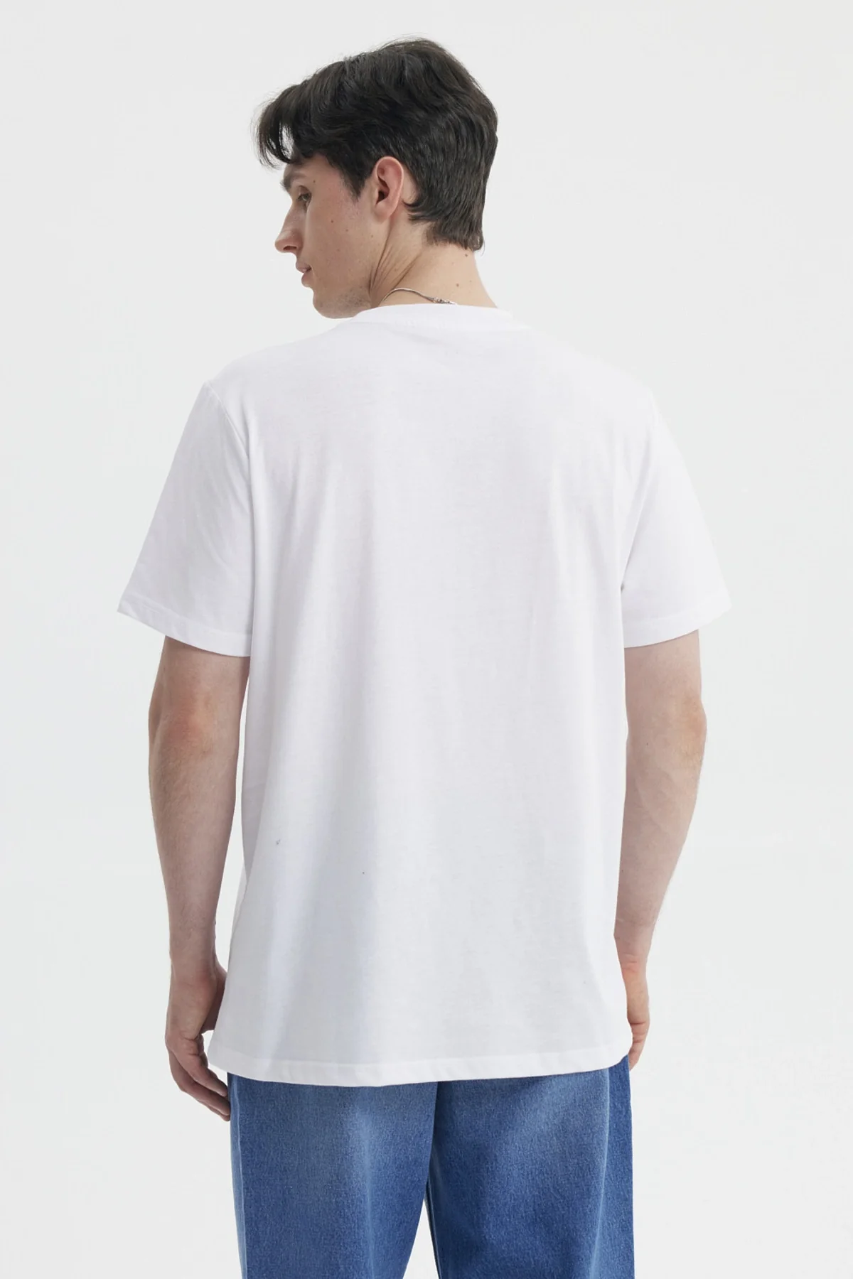 Polera Hombre Oversize Bordado Blanco - Image 3