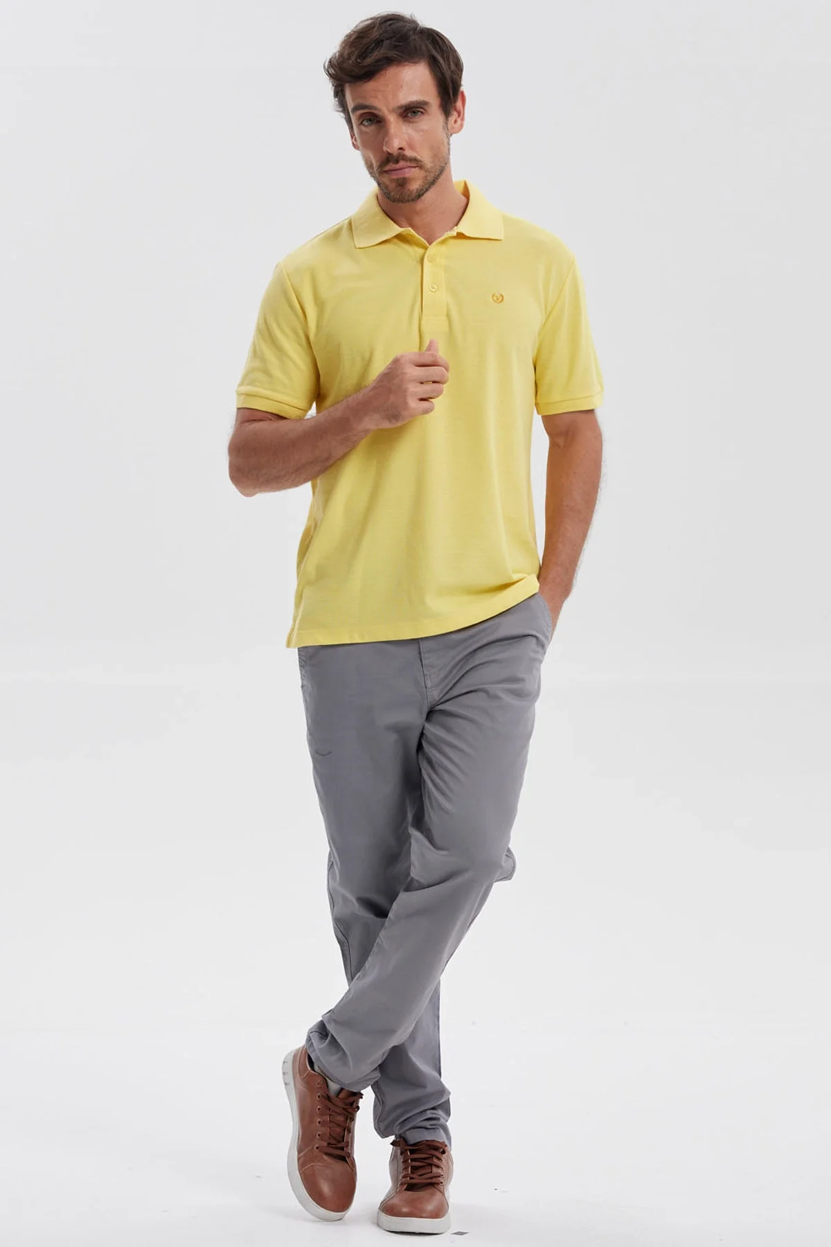 Polera Hombre Pique Básica Lisa Amarillo - Image 4