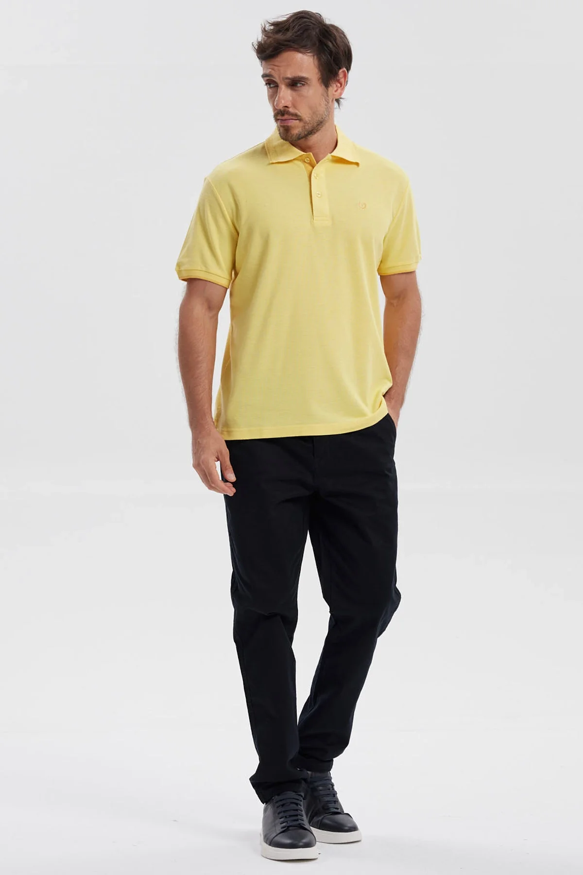 Polera Hombre Pique Básica Lisa Amarillo - Image 4