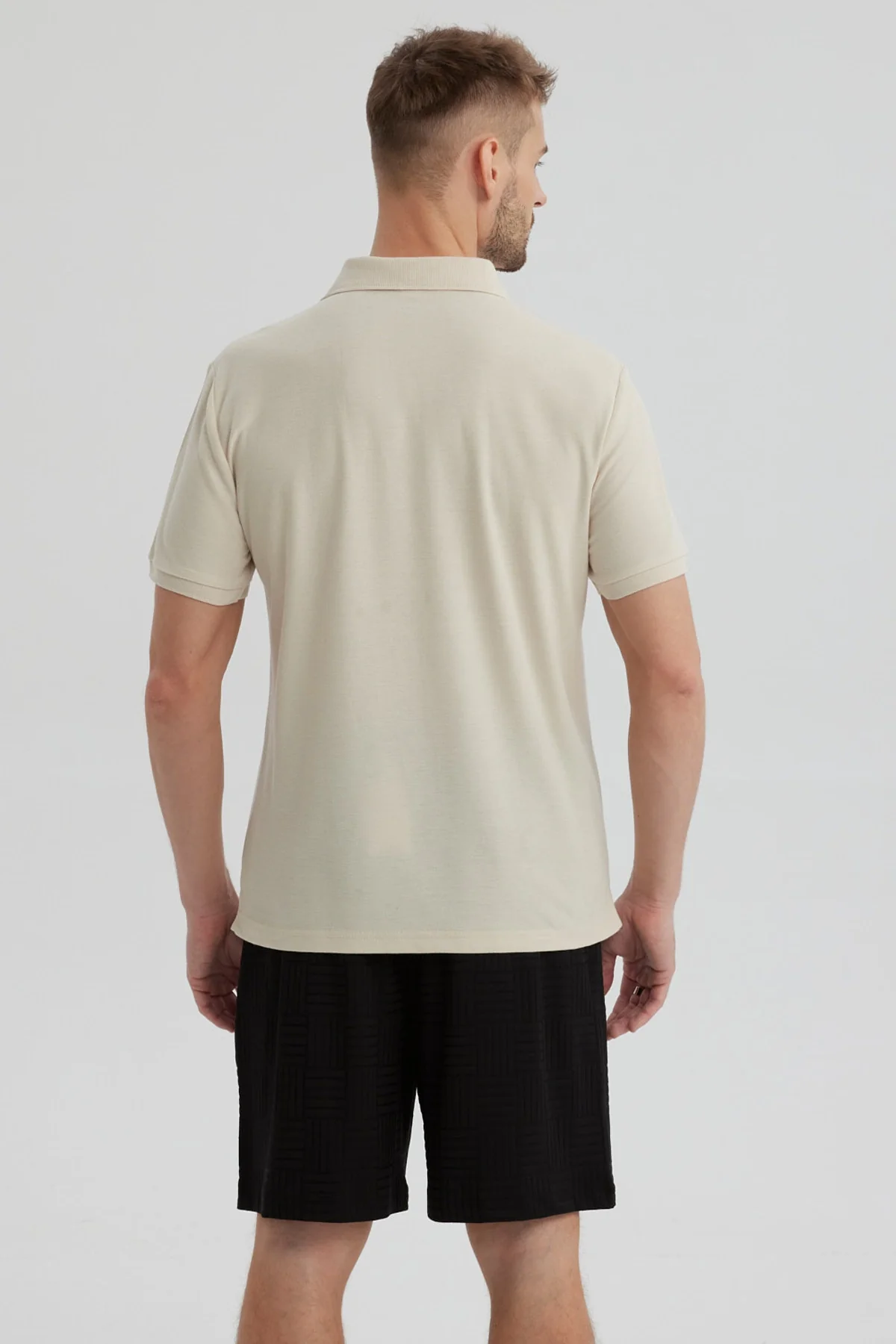 Polera Hombre Pique Básica Lisa Beige - Image 3