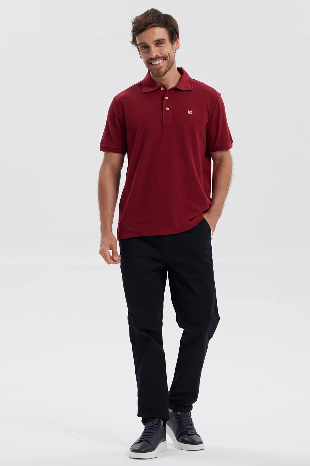 Polera Hombre Pique Básica Lisa Burdeo - Image 4
