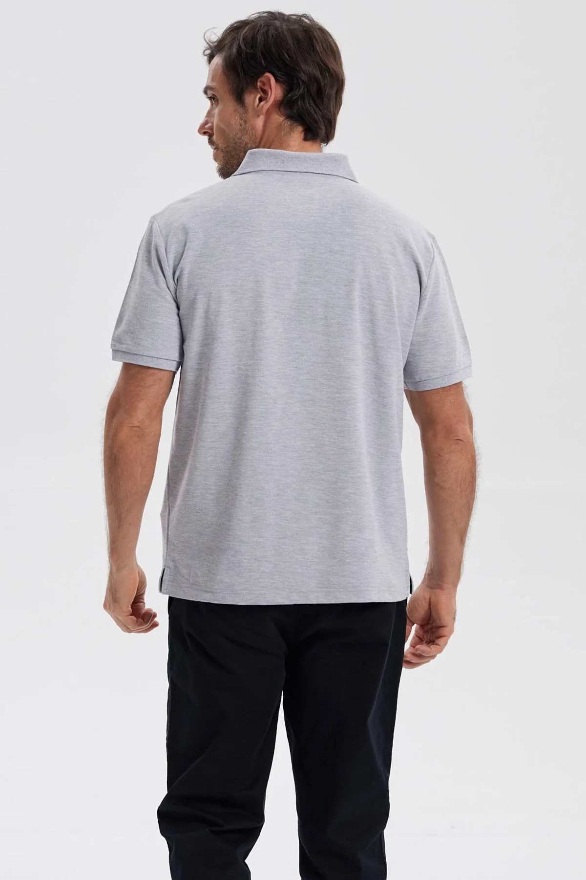 Polera Hombre Pique Básica Lisa Gris Melange - Image 3