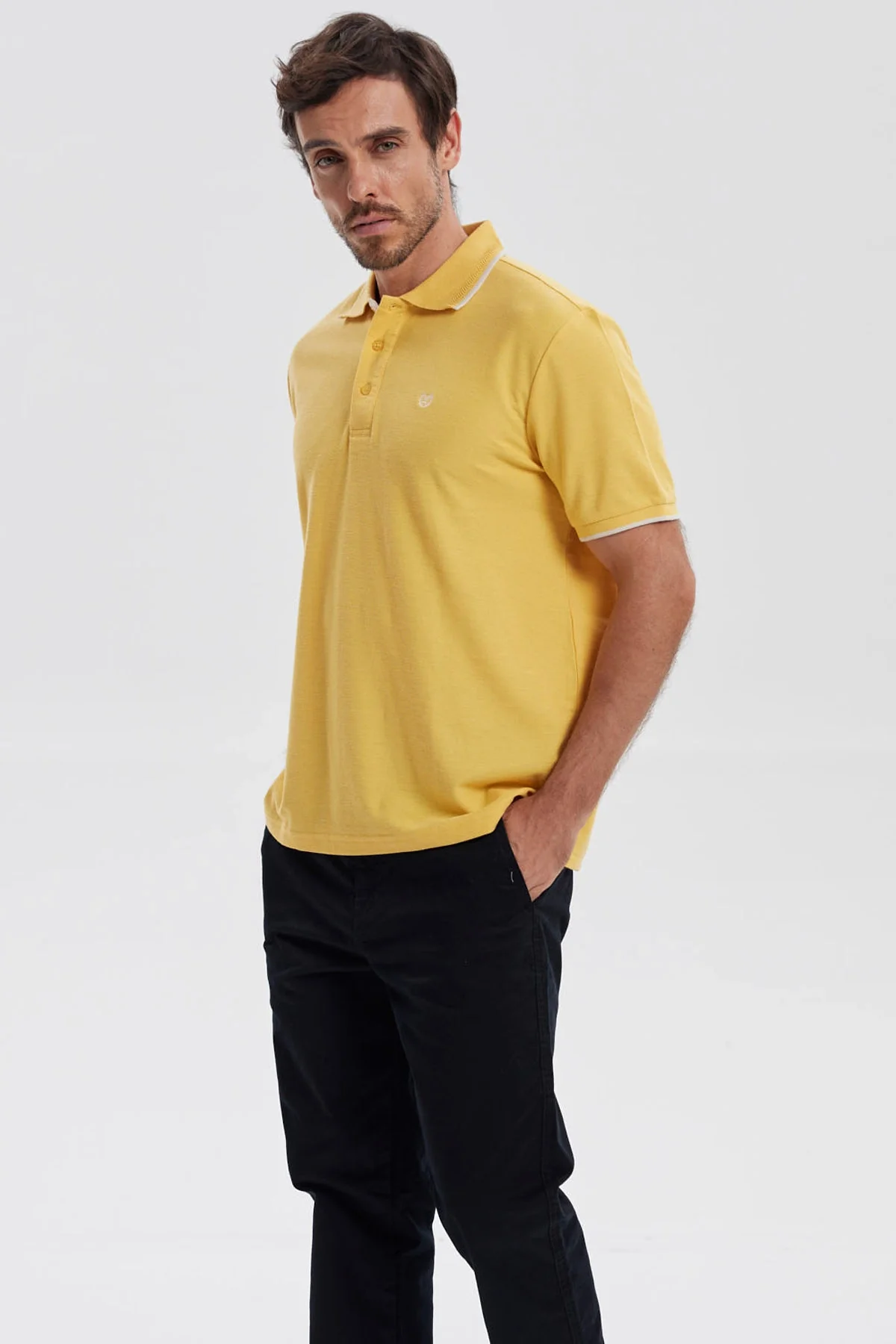 Polera Hombre Pique Básica Lisa Naranjo - Image 2