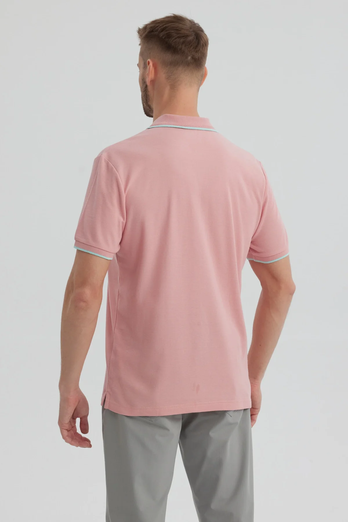 Polera Hombre Pique Básica Lisa Palo Rosa - Image 3