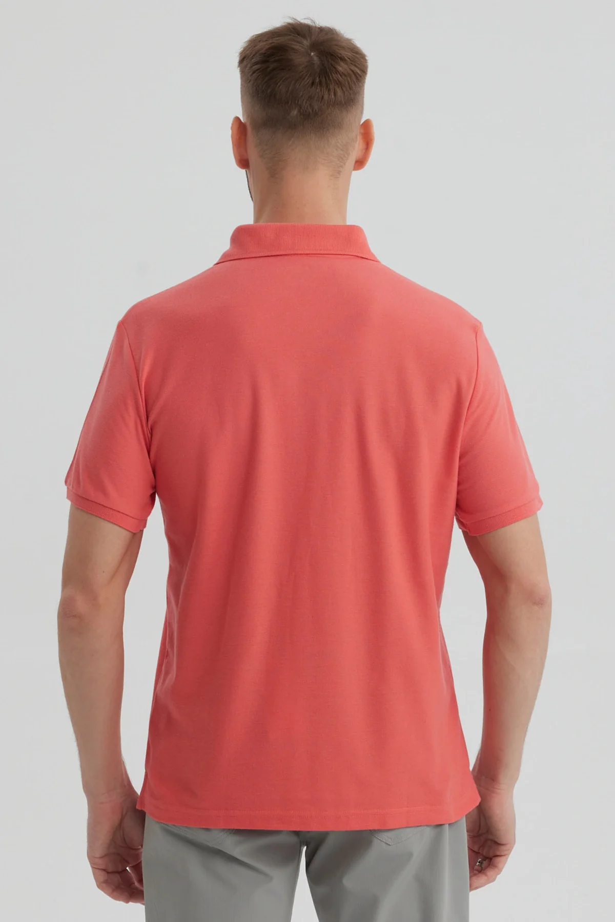 Polera Hombre Pique Básica Lisa Sandía - Image 3