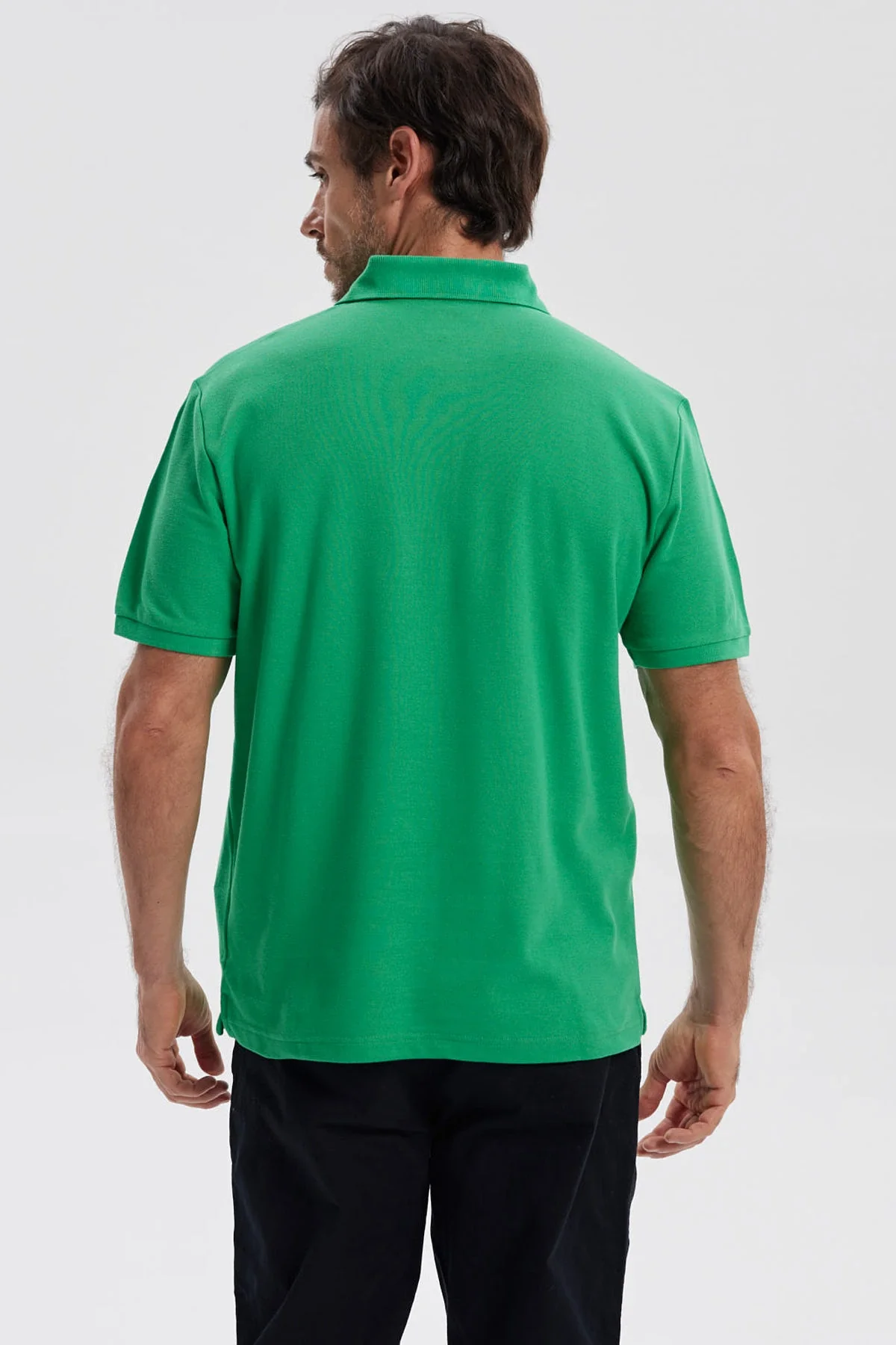 Polera Hombre Pique Básica Lisa Verde - Image 3