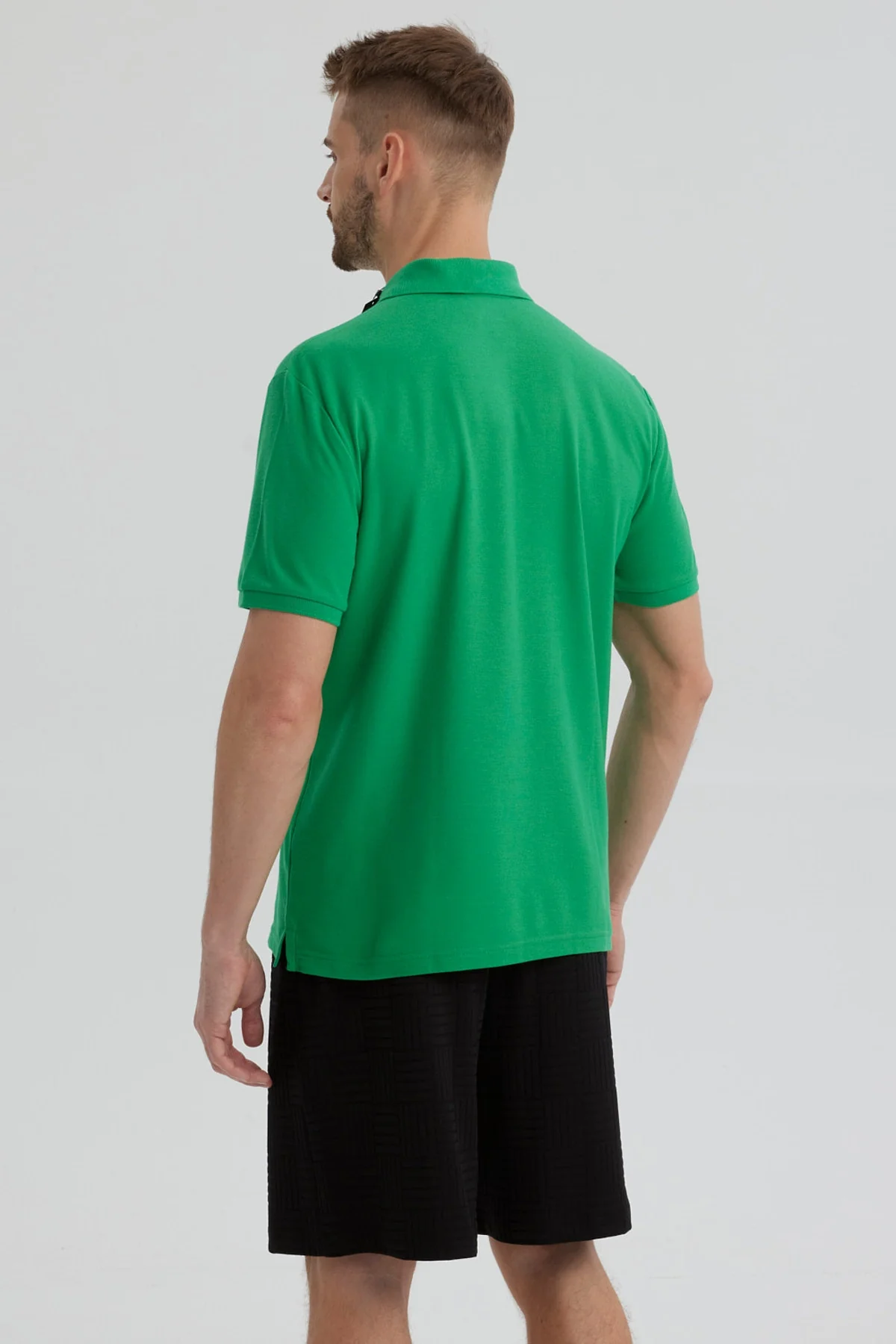 Polera Hombre Pique Básica Lisa Verde - Image 3