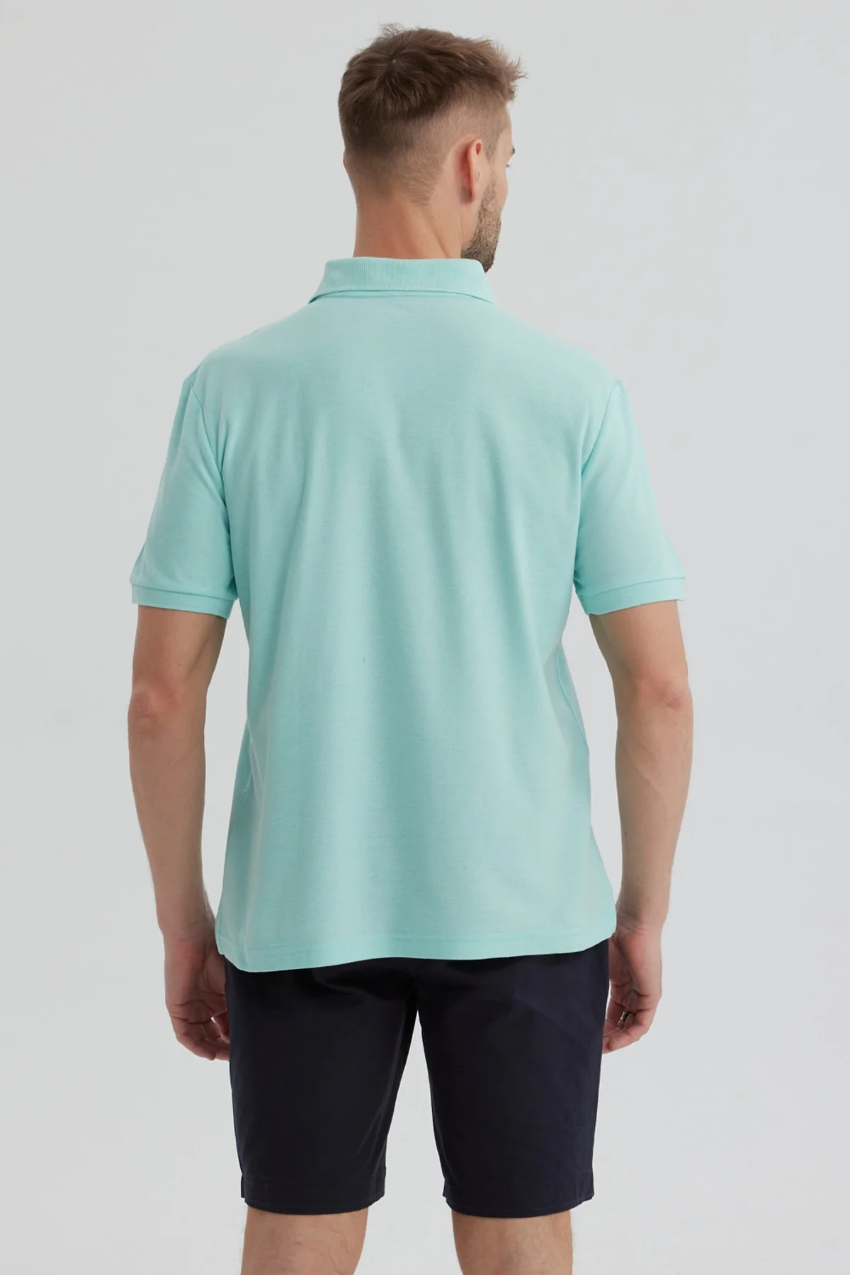 Polera Hombre Pique Básica Lisa Verde Claro - Image 3