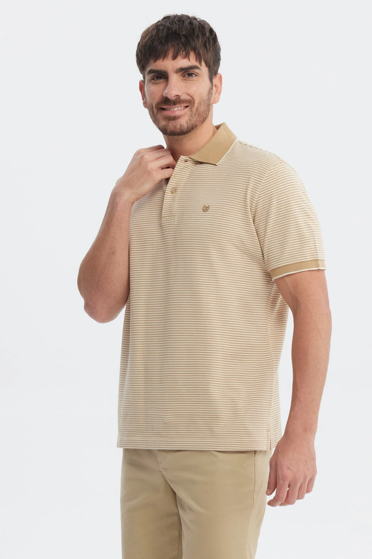 Polera Hombre Pique Rayas Logo Beige - Image 2