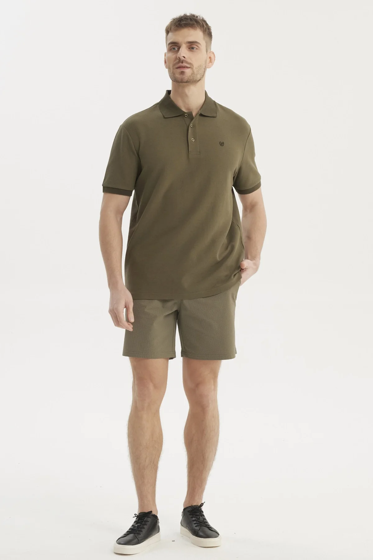 Polera Hombre Pique Wafle Con Botones Verde Olivo - Image 4