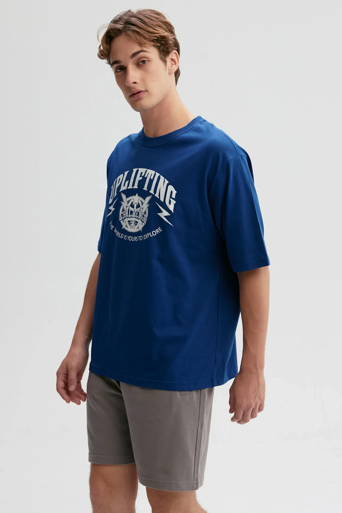 Polera Hombre Print Central Azul - Image 2