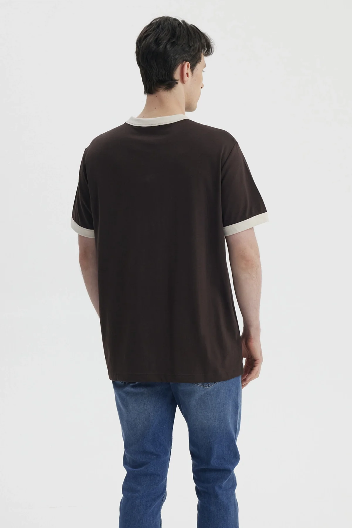 Polera Hombre Print Chocolate - Image 3